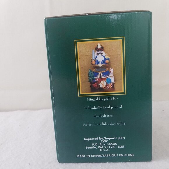 Traditions Porcelain Nutcracker Decorative Keepsake Trinket Box Gold Trim hinged - Picture 2 of 8